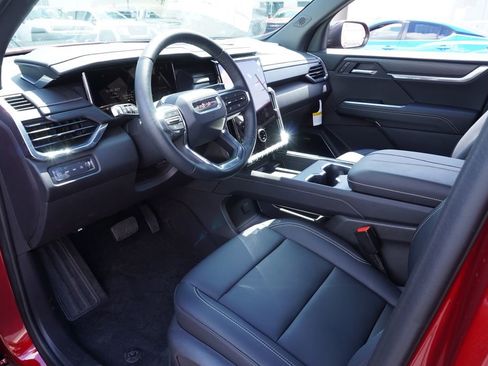 New 2025 GMC Acadia Elevation w/ Elevation Premium Package image 17