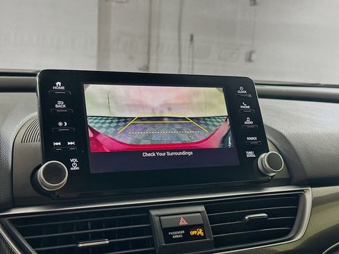 Used 2018 Honda Accord Sport image 23