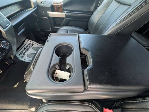 Used 2019 Ford F150 Lariat w/ Equipment Group 501A Mid AWD/4WD image 17