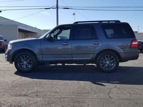 Used 2017 Ford Expedition Limited w/ Equipment Group 301A image 8