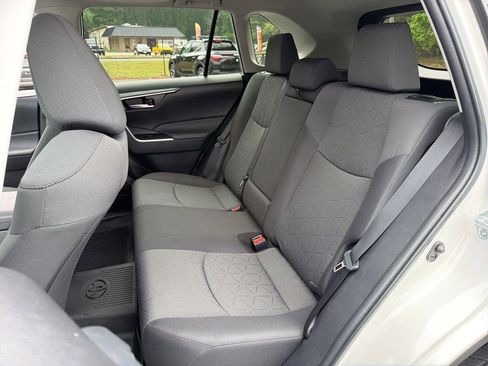Used 2023 Toyota RAV4 XLE w/ Convenience Package AWD/4WD image 20