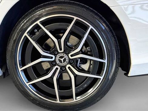 Used 2022 Mercedes-Benz E 350 Sedan image 30