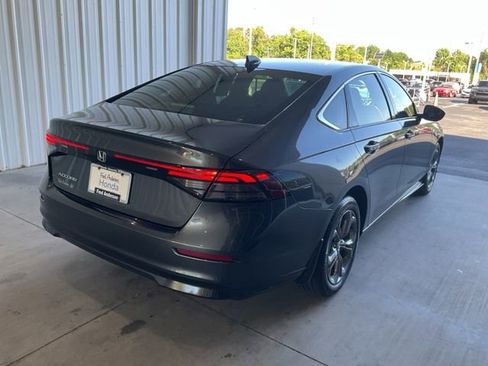 Certified 2023 Honda Accord EX image 22