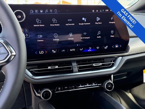 New 2026 Chevrolet Equinox EV LT w/ Comfort Package FWD image 11
