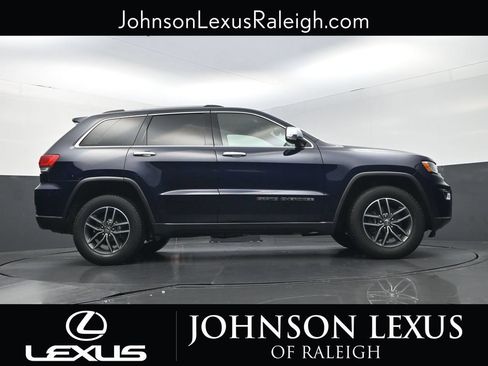 Used 2017 Jeep Grand Cherokee Limited AWD/4WD image 21