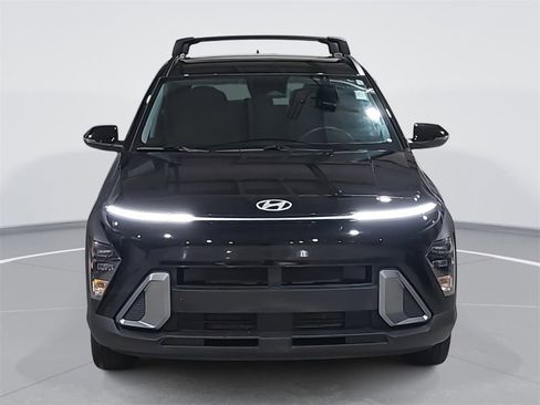 Certified 2025 Hyundai Kona SEL image 2