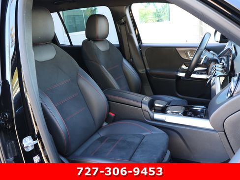 Certified 2023 Mercedes-Benz GLB 250 image 24