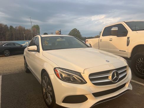 Used 2016 Mercedes-Benz C 300 4MATIC Sedan image 8