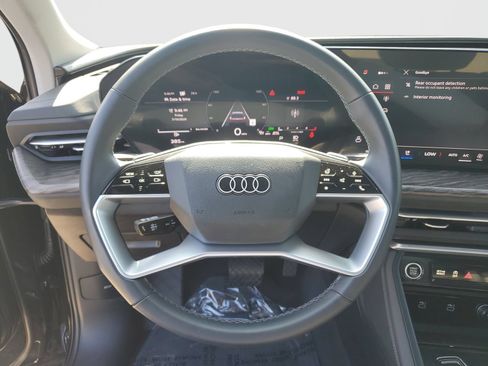 Used 2025 Audi Q5 Premium Plus w/ Premium Plus AWD/4WD image 28