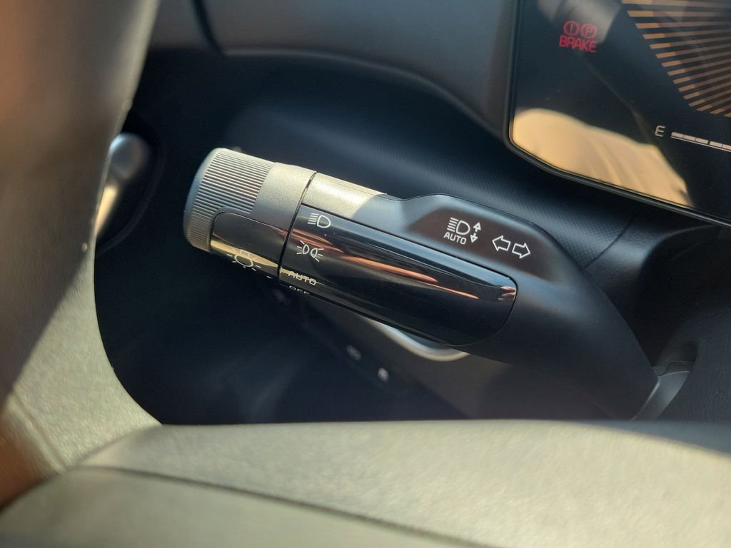 New 2026 Kia K4 FWD image 26