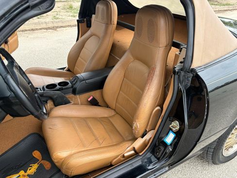 Used 1995 MAZDA MX-5 Miata RWD image 33