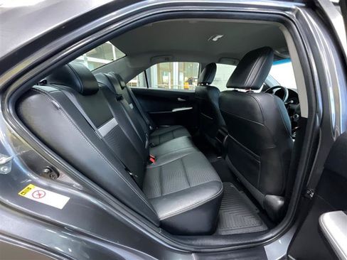 Used 2014 Toyota Camry SE FWD image 21