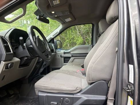 Used 2015 Ford F150 XLT w/ Equipment Group 302A Luxury AWD/4WD image 5