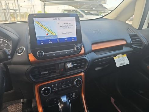 Used 2021 Ford EcoSport SE w/ SE Convenience Package image 12