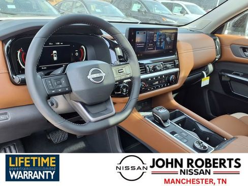 New 2026 Nissan Pathfinder Platinum image 4