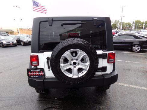 Used 2015 Jeep Wrangler Sport AWD/4WD image 10