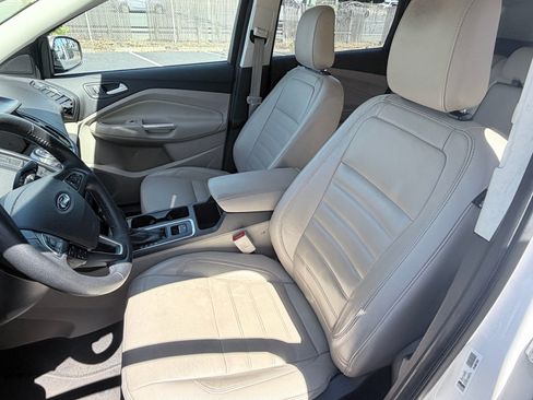 Used 2018 Ford Escape Titanium AWD/4WD image 8