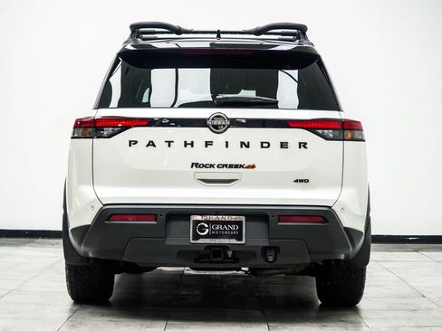 Used 2024 Nissan Pathfinder Rock Creek AWD/4WD image 11