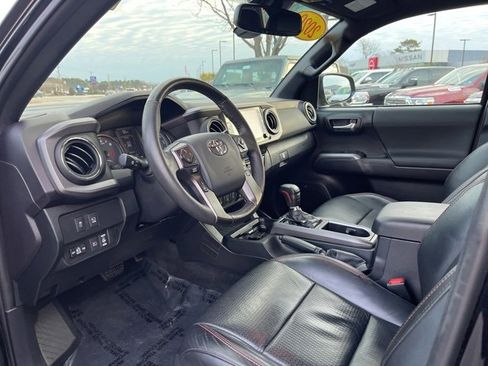 Used 2020 Toyota Tacoma TRD Pro image 6