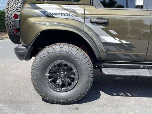 New 2026 Ford Bronco Raptor AWD/4WD image 36