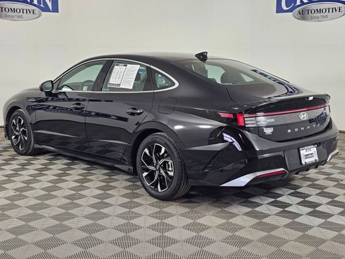 Used 2025 Hyundai Sonata SEL image 3