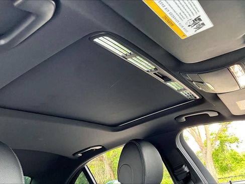 Used 2020 Mercedes-Benz E 350 Sedan image 13