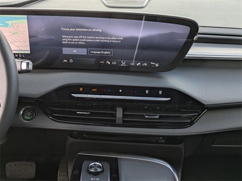 New 2025 Buick Enclave Preferred image 19