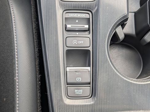 Used 2023 Honda Civic Sport image 32