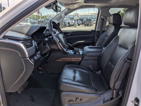 Used 2020 Chevrolet Tahoe Premier AWD/4WD image 17