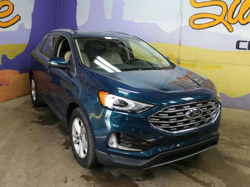 Used 2020 Ford Edge SEL w/ Convenience Package AWD/4WD image 2