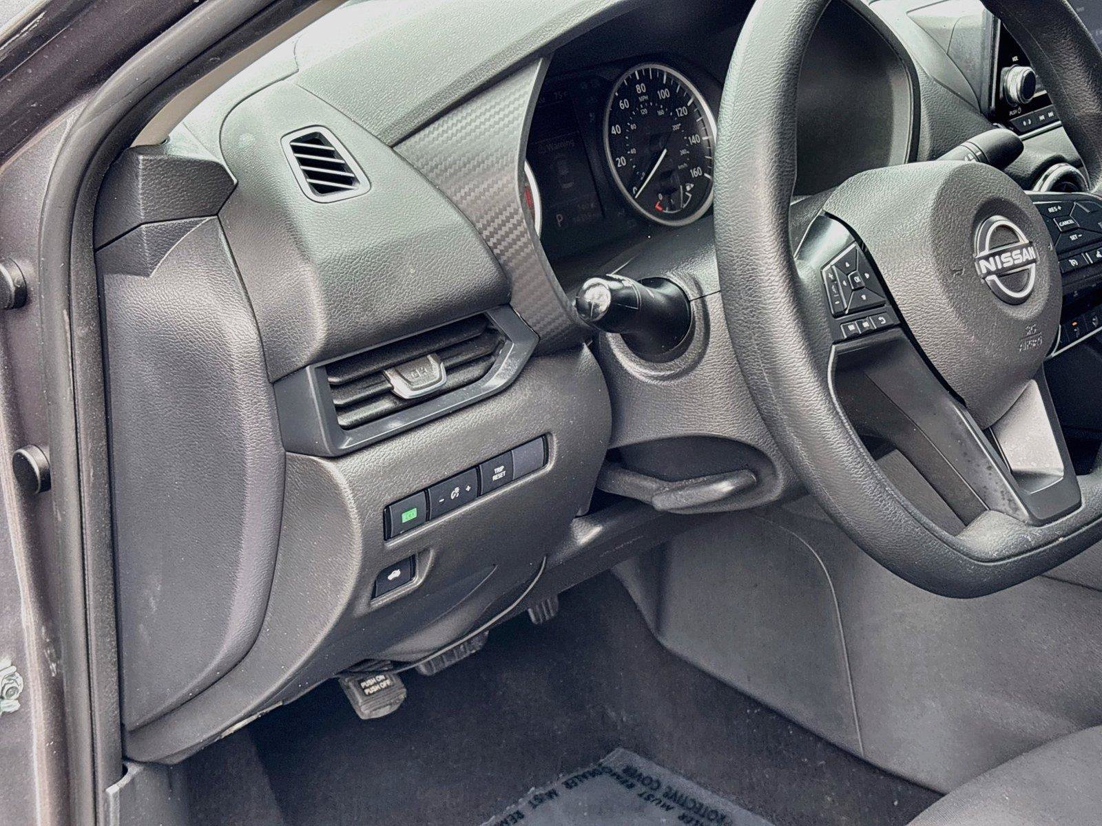 Used 2025 Nissan Sentra S FWD image 10