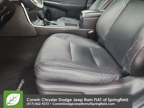 Used 2016 Toyota Camry SE image 20