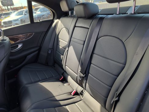 Certified 2018 Mercedes-Benz C 300 Sedan image 33