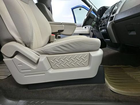 Used 2010 Ford F150 XLT AWD/4WD image 36