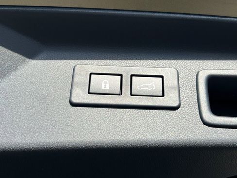 New 2025 Subaru Forester Premium image 18