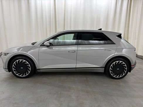 Used 2024 Hyundai Ioniq 5 Limited AWD/4WD image 3