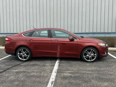 Used 2014 Ford Fusion Titanium FWD image 2