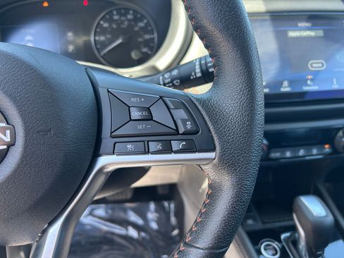 Used 2023 Nissan Kicks SR FWD image 14