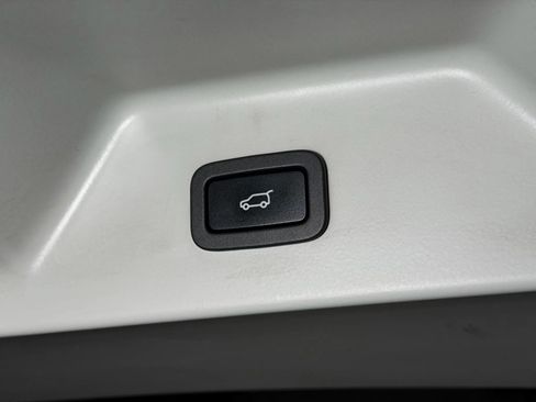 Used 2017 Land Rover Range Rover AWD/4WD image 14