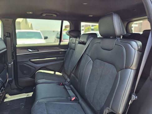 New 2026 Jeep Grand Cherokee L 2WD image 23