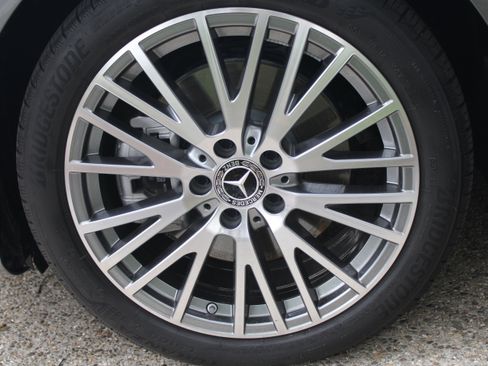 Used 2025 Mercedes-Benz CLA 250 4MATIC image 12