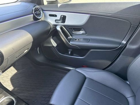 Used 2024 Mercedes-Benz CLA 250 4MATIC image 40