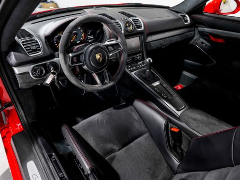Used 2016 Porsche Cayman GT4 RWD image 10