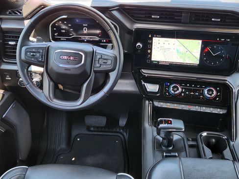 Used 2024 GMC Sierra 1500 AT4X AWD/4WD image 10