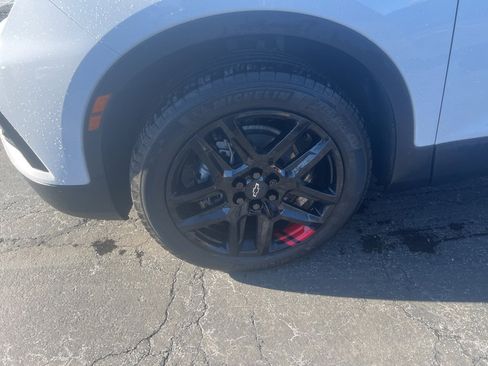 Used 2021 Chevrolet Blazer LT w/ Redline Edition image 2