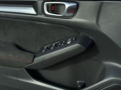 Used 2025 Honda Civic Type R image 32