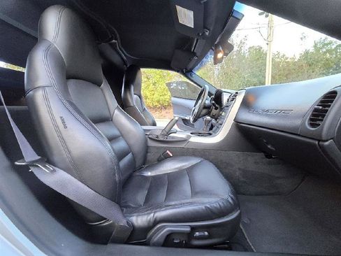Used 2005 Chevrolet Corvette Coupe w/ Preferred Equipment Group image 24