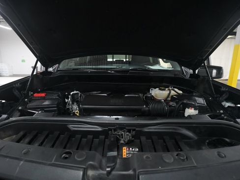 Used 2020 Chevrolet Silverado 1500 LT Trail Boss AWD/4WD image 3
