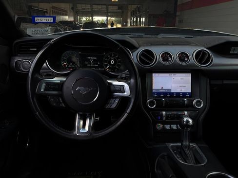 Used 2022 Ford Mustang GT Premium w/ GT Performance Package RWD image 32