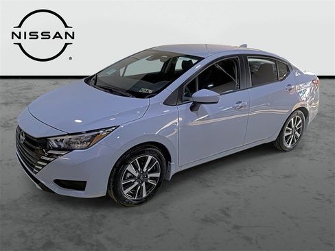Used 2025 Nissan Versa SV w/ Trunk Package image 1